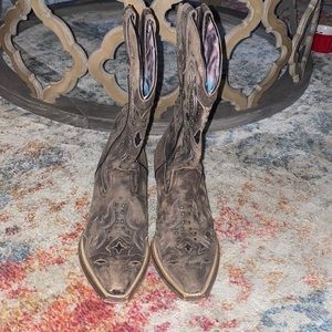 laredo western boots